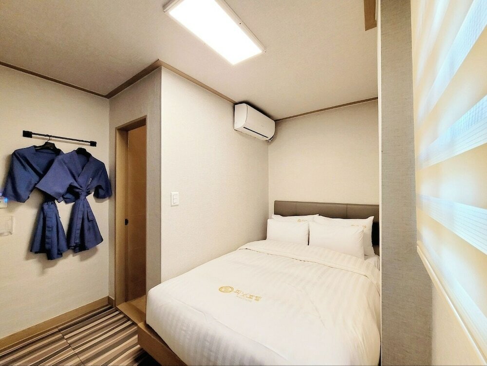 Фото Peanut Hotel