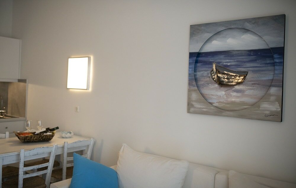 Фото Niriides Hotel