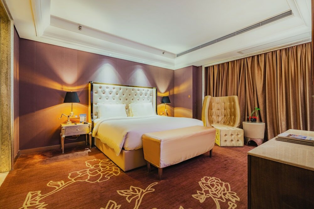 Фото Modern Classic Hotel