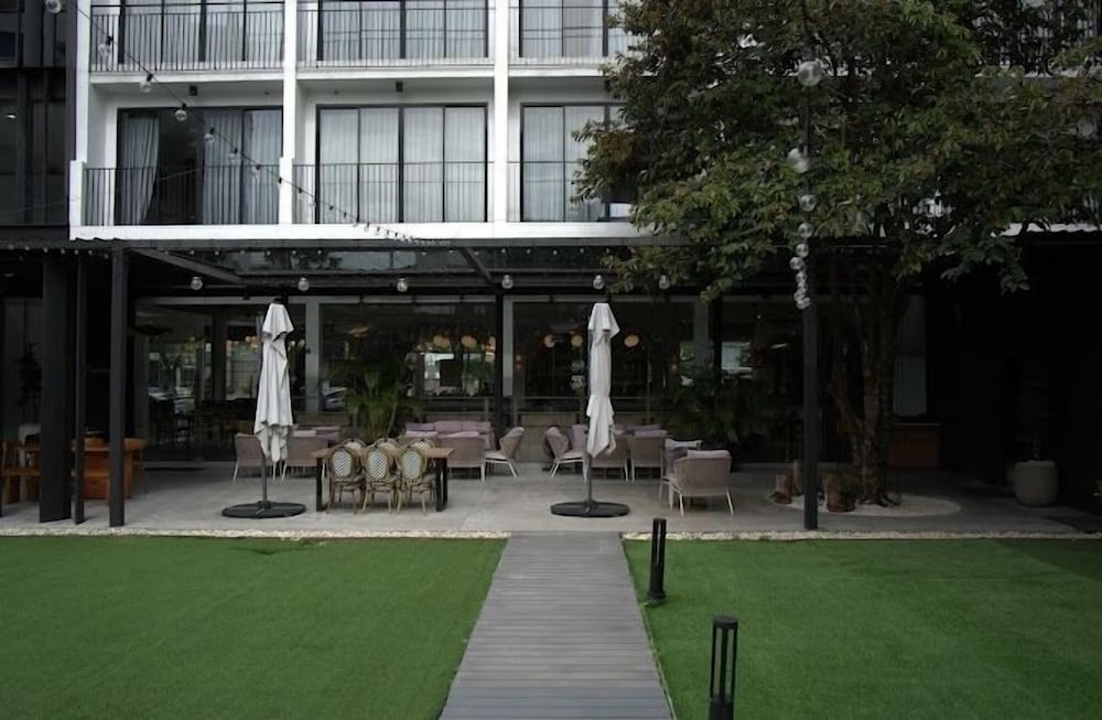 Фото Scene Bangkok Noi