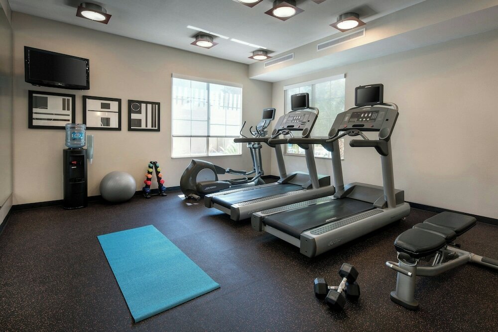 Фото TownePlace Suites by Marriott San Diego Vista