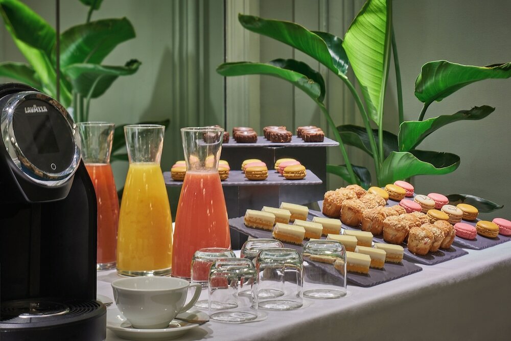 Фото Hôtel Westminster