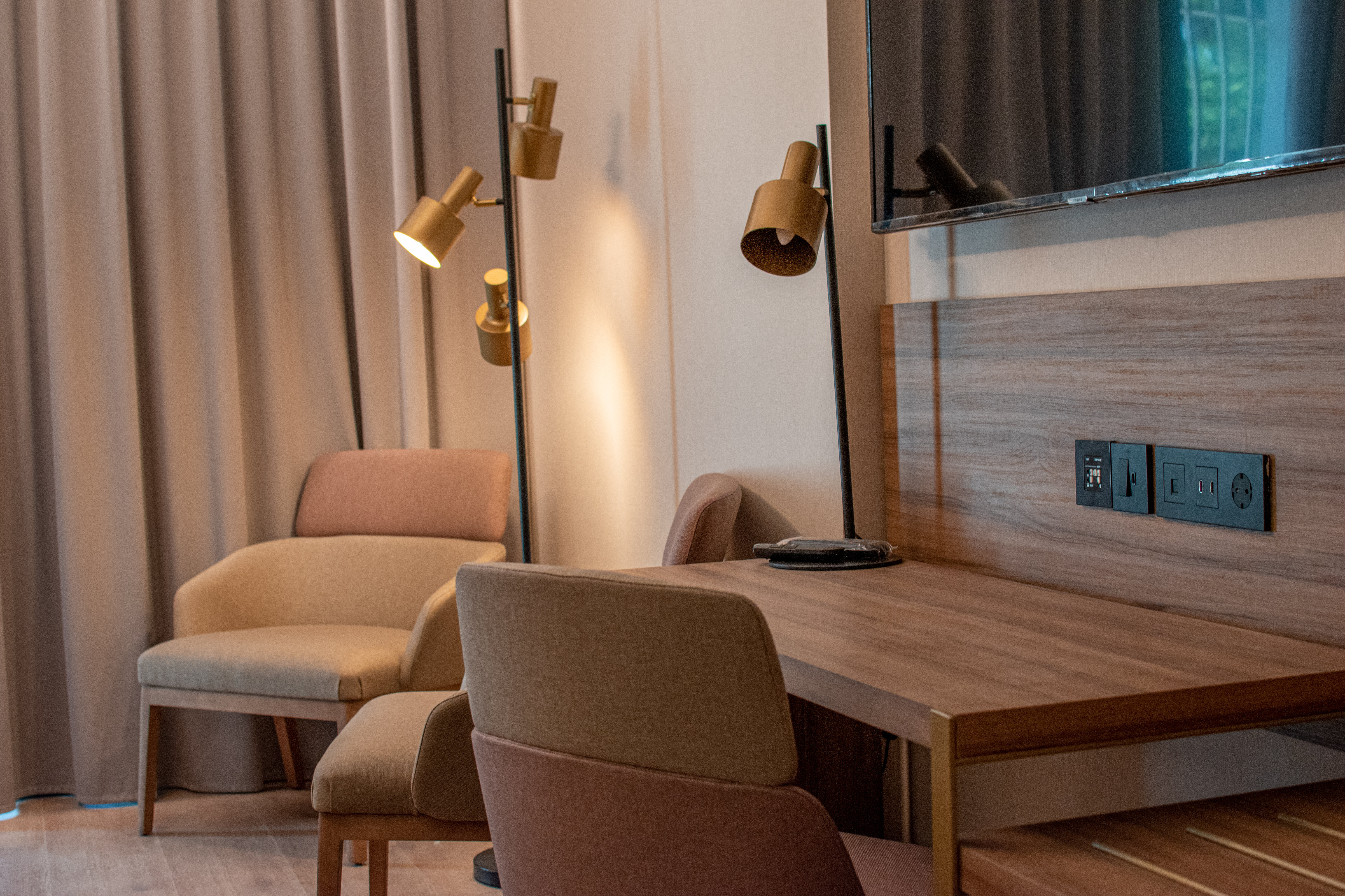 Фото Hotel Giralda Center