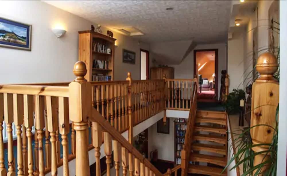 Фото Dunhallin House