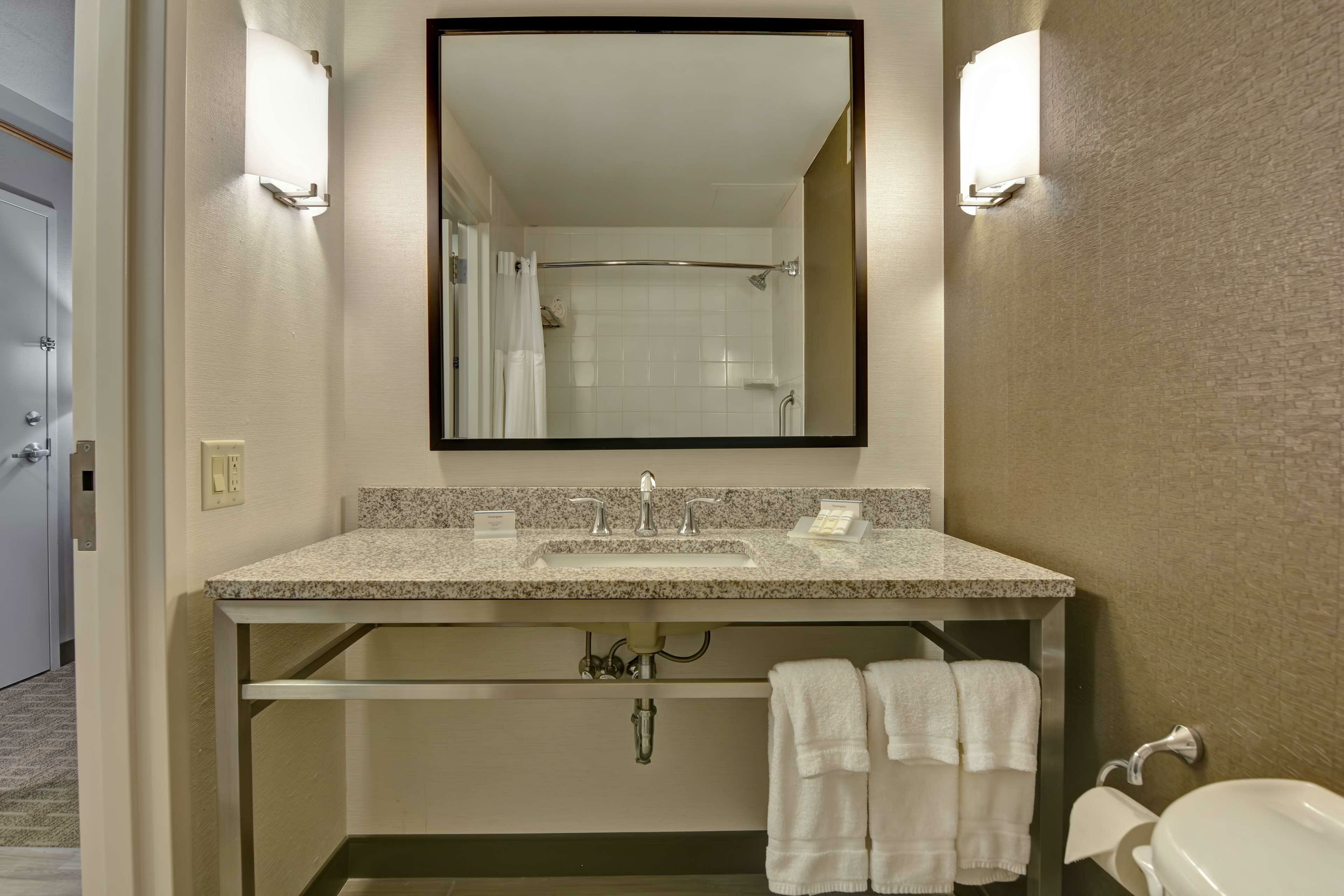 Фото Hilton Garden Inn Appleton/Kimberly