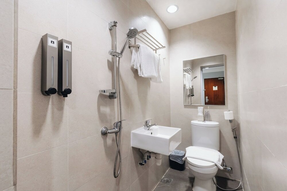 Фото Harbour Ville Hotel Hamilton - Lavender