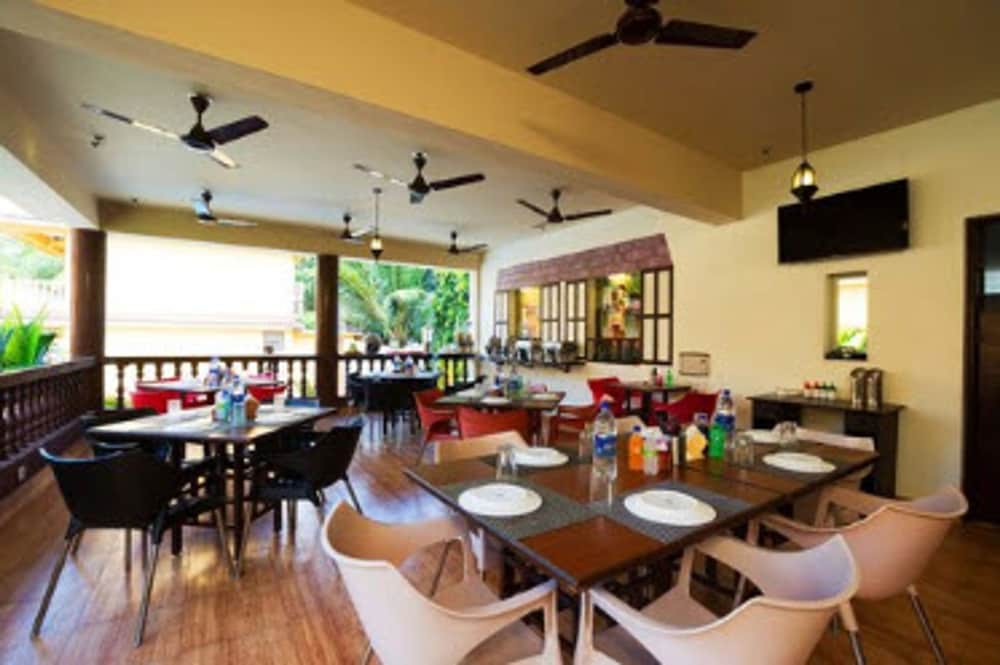 Фото Marina Bay Beach Resort