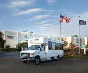 Гостиница Embassy Suites Philadelphia - Airport