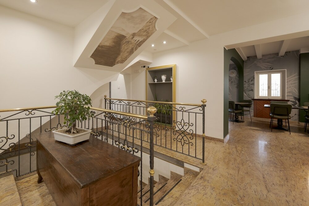 Фото Hotel Ungheria Varese 1946