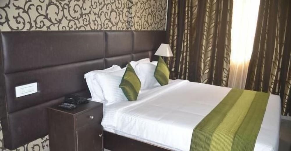 Фото Hotel Patliputra Nirvanaa