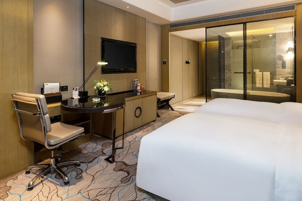 Фото Universal Hotel Urumqi