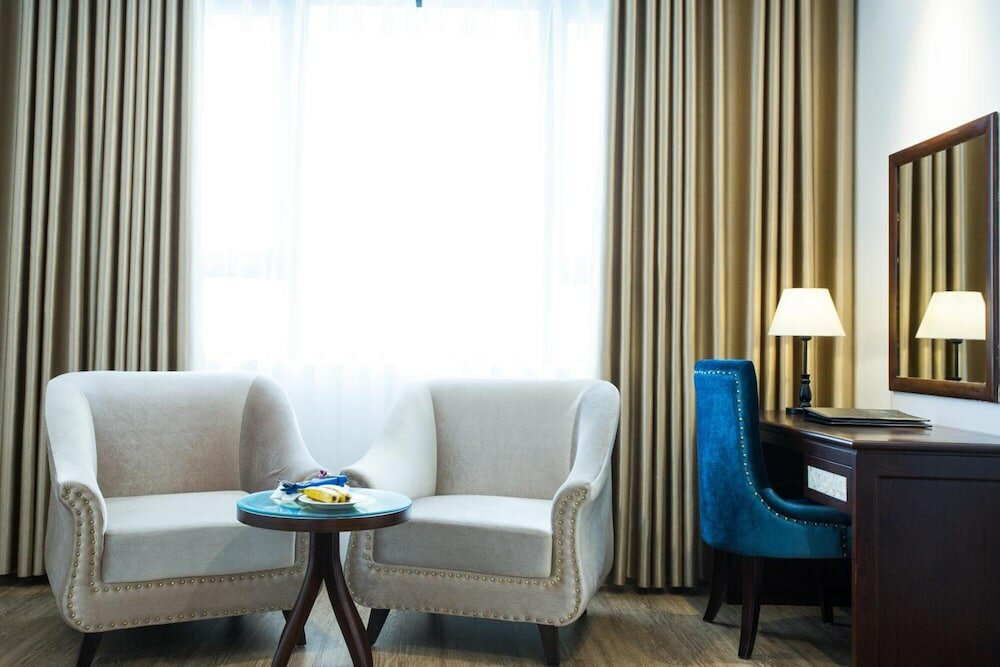 Фото Song Loc Luxury Hotel
