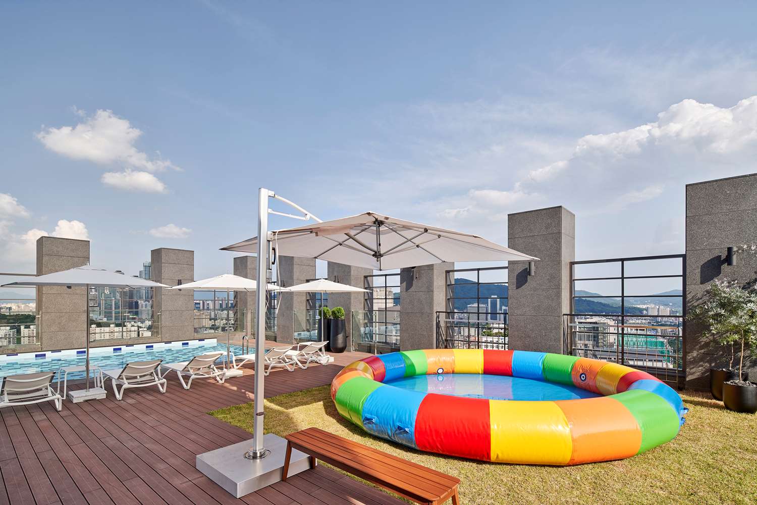 Фото Hilton Garden Inn Seoul Gangnam