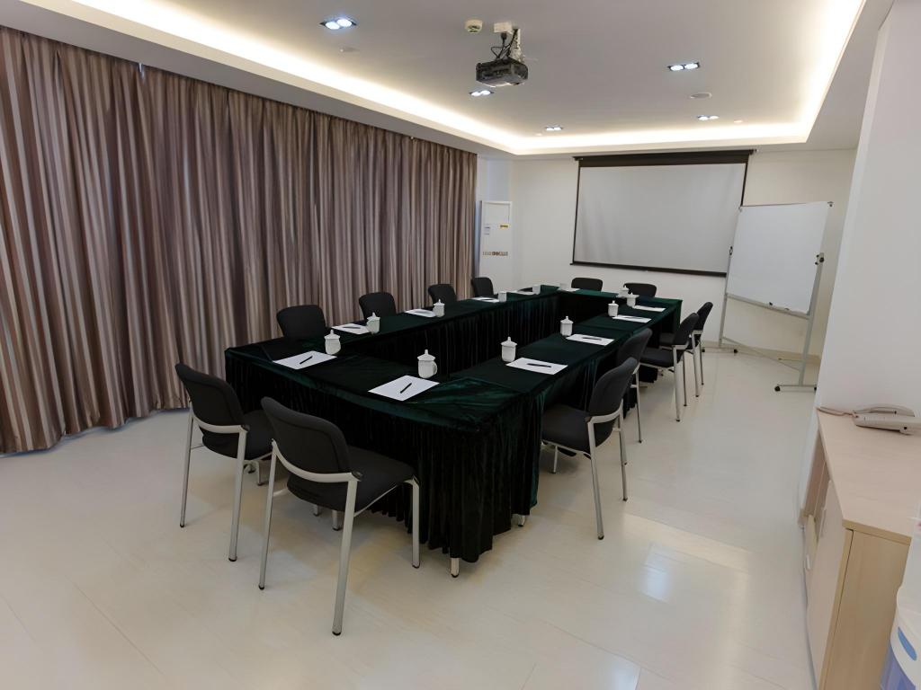 Фото Jinjiang Inn Shanghai Changzhong Road Branch