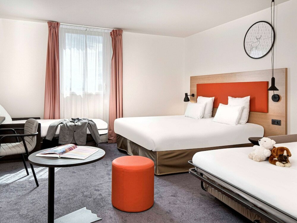 Фото ibis Styles Montargis Arboria