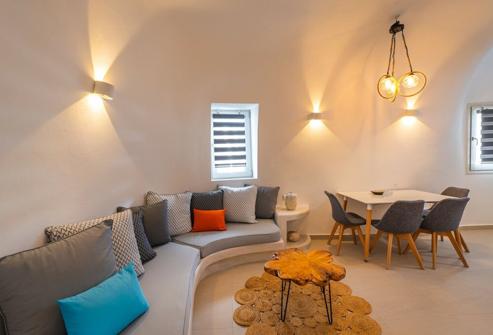 Фото Santoterra Antigua Suites