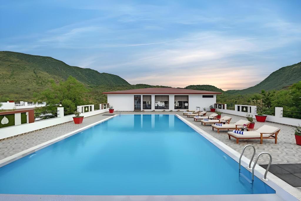 Фото The Maharana Bagh