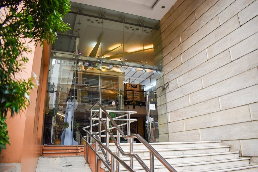 Фото Birch Tower by Rabvie Mhays