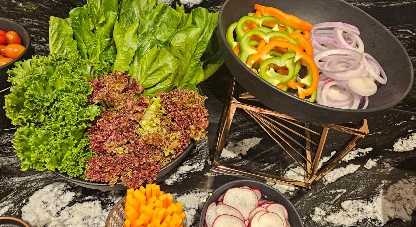 Фото Away Bangkok Sukhumvit