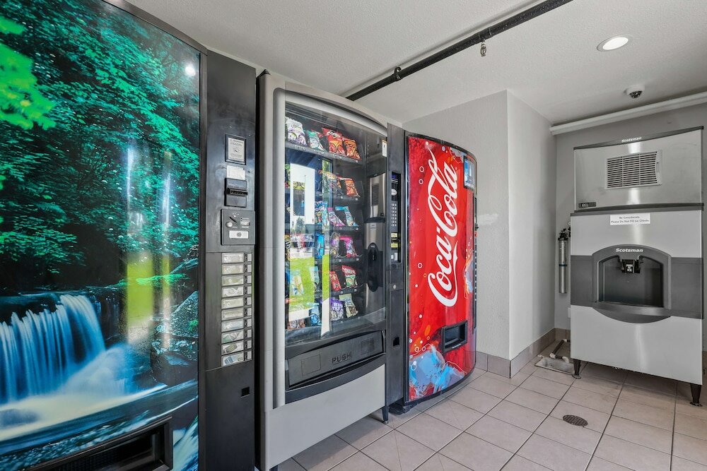 Фото Motel 6 Escondido, Ca