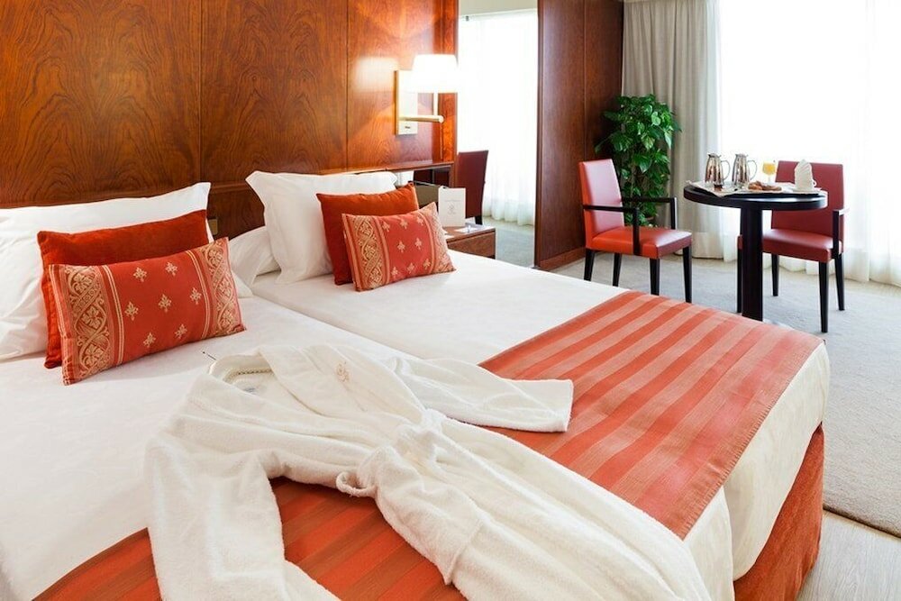 Фото Hotel Royal Plaza