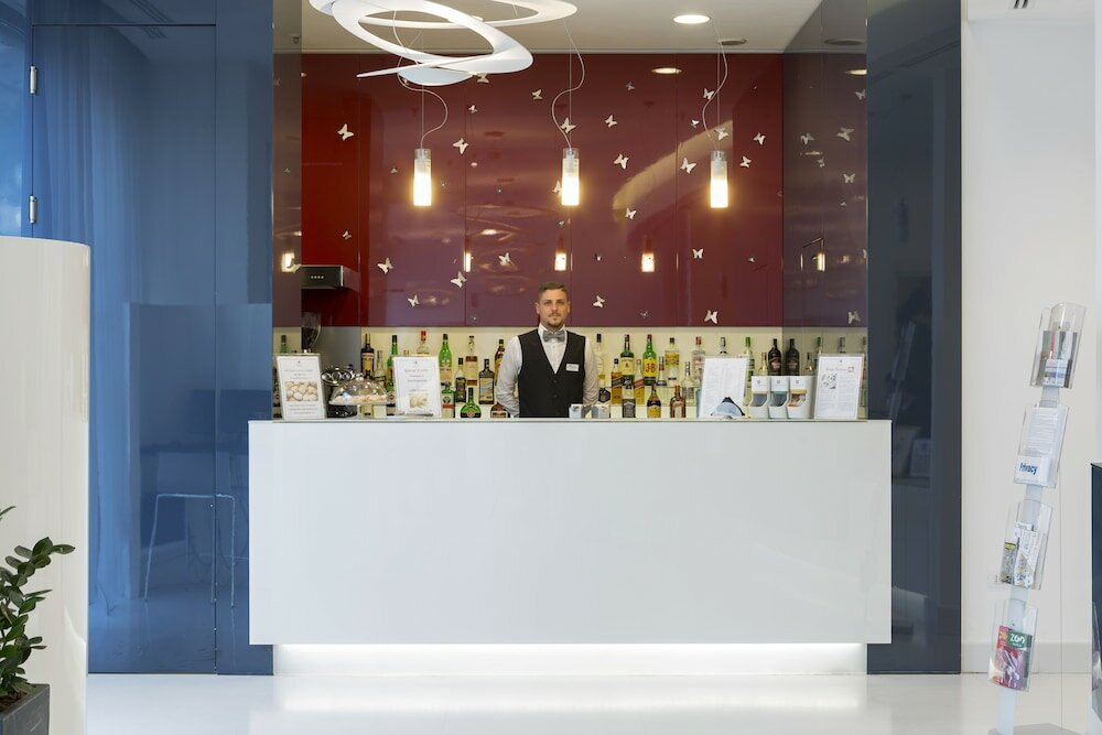 Фото Hotel Cristina