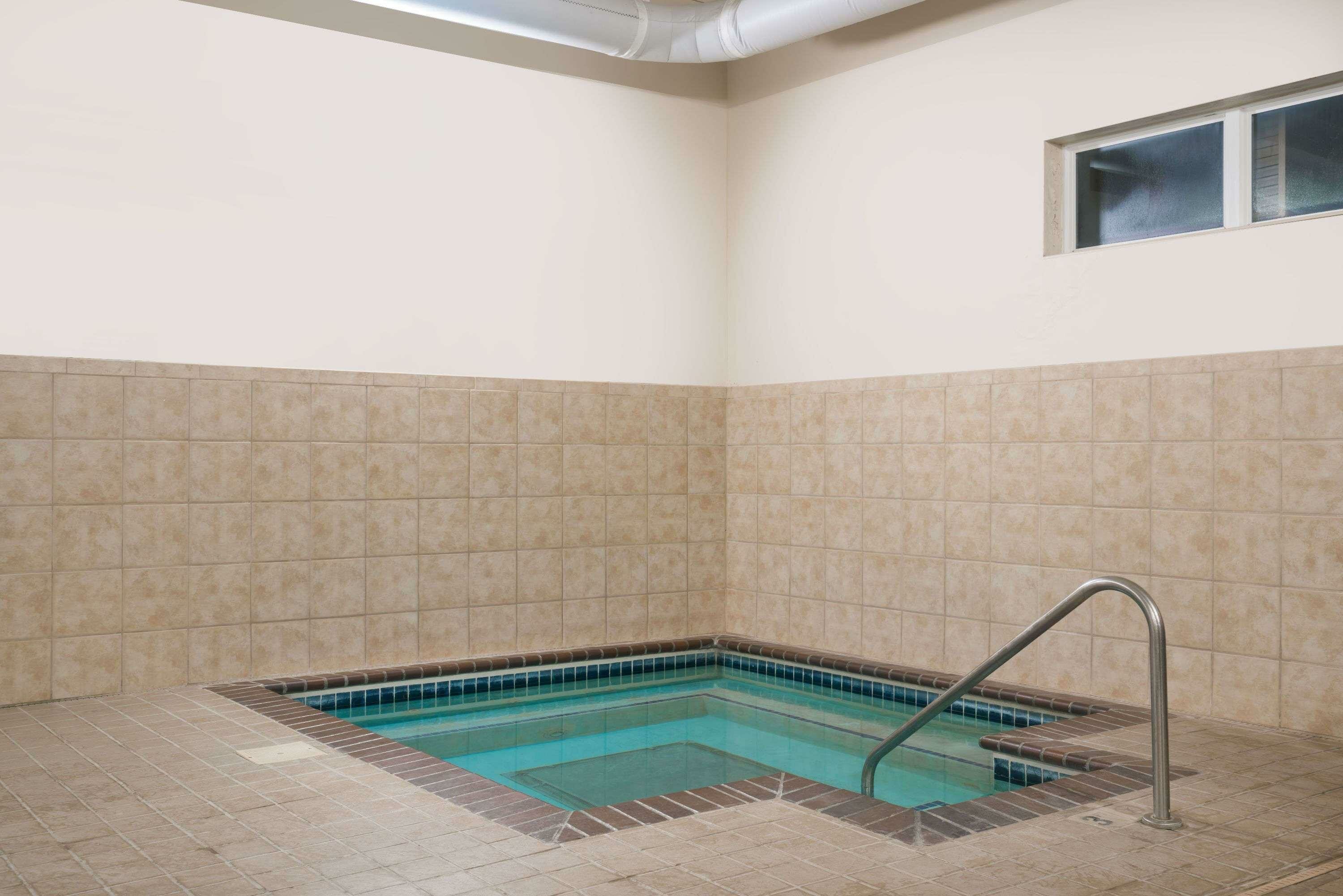 Фото Microtel Inn & Suites by Wyndham Springfield