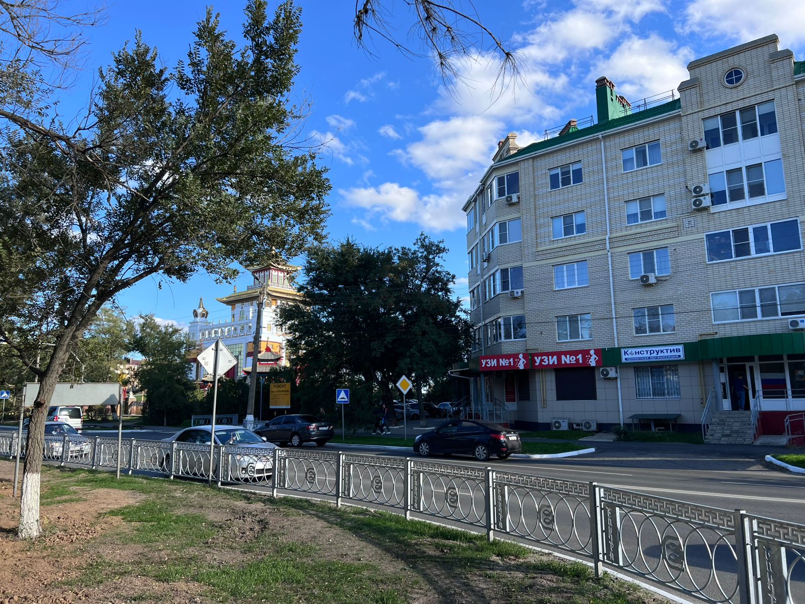 Фото отеля 2