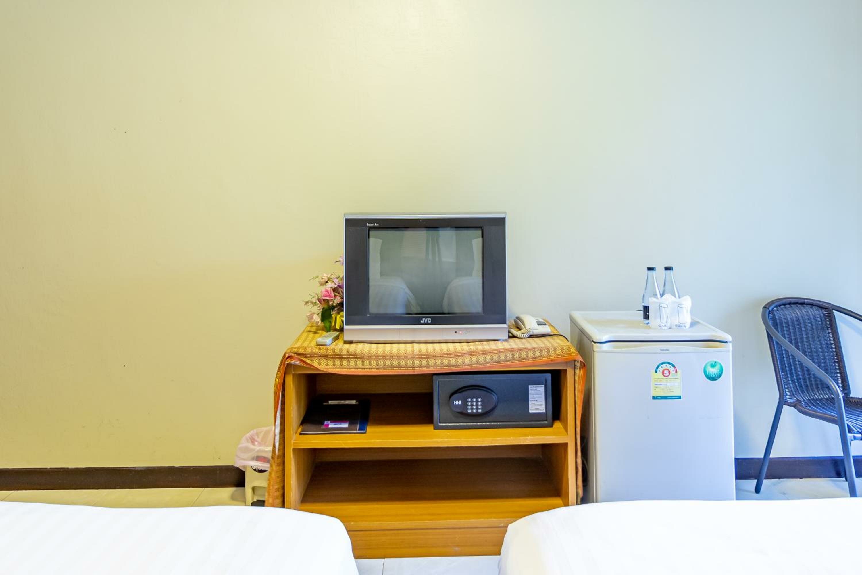 Фото Silver Gold Garden Suvarnabhumi Airport Hotel