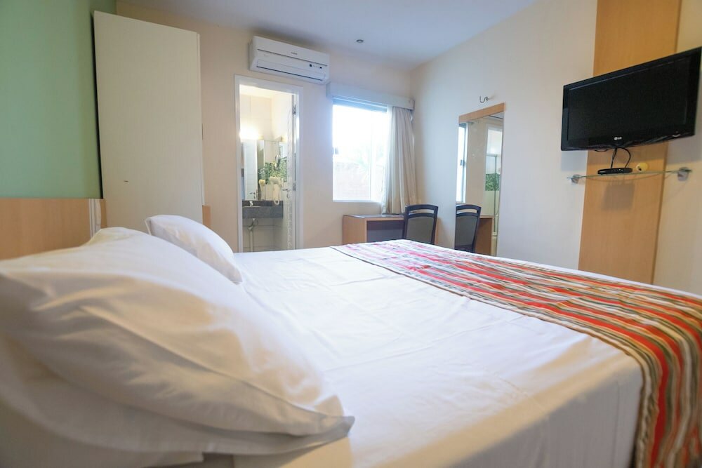 Фото Hotel VillaOeste