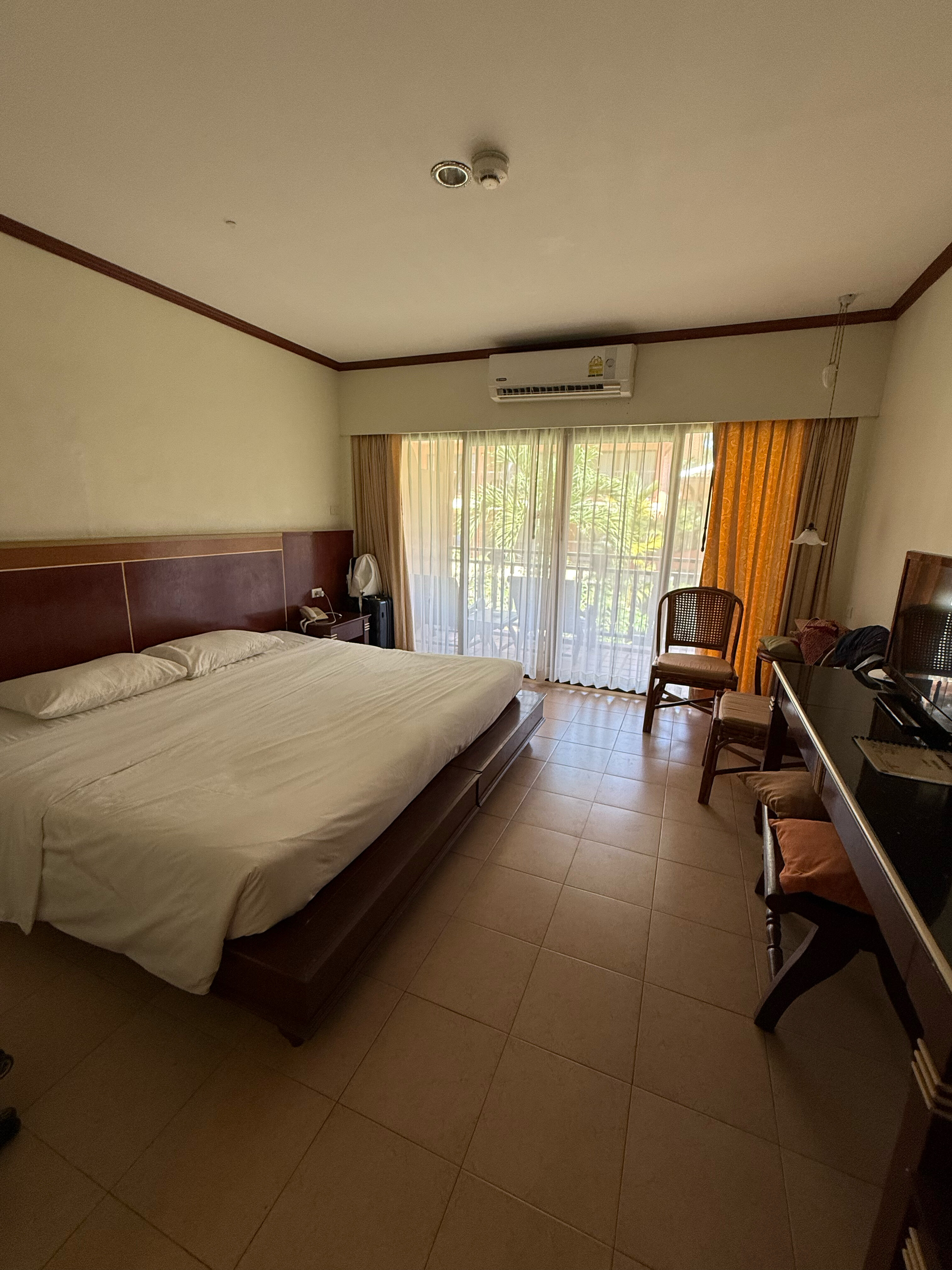 Фото Lanta Casuarina Beach Resort