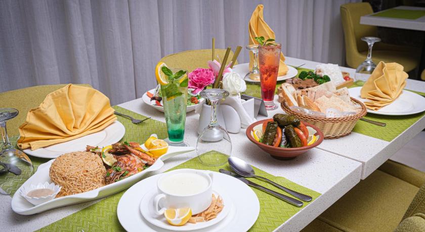 Фото Taj Alworood Hotel