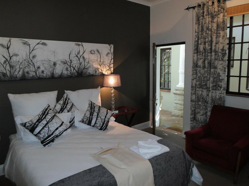 Фото Melville Turret Guesthouse
