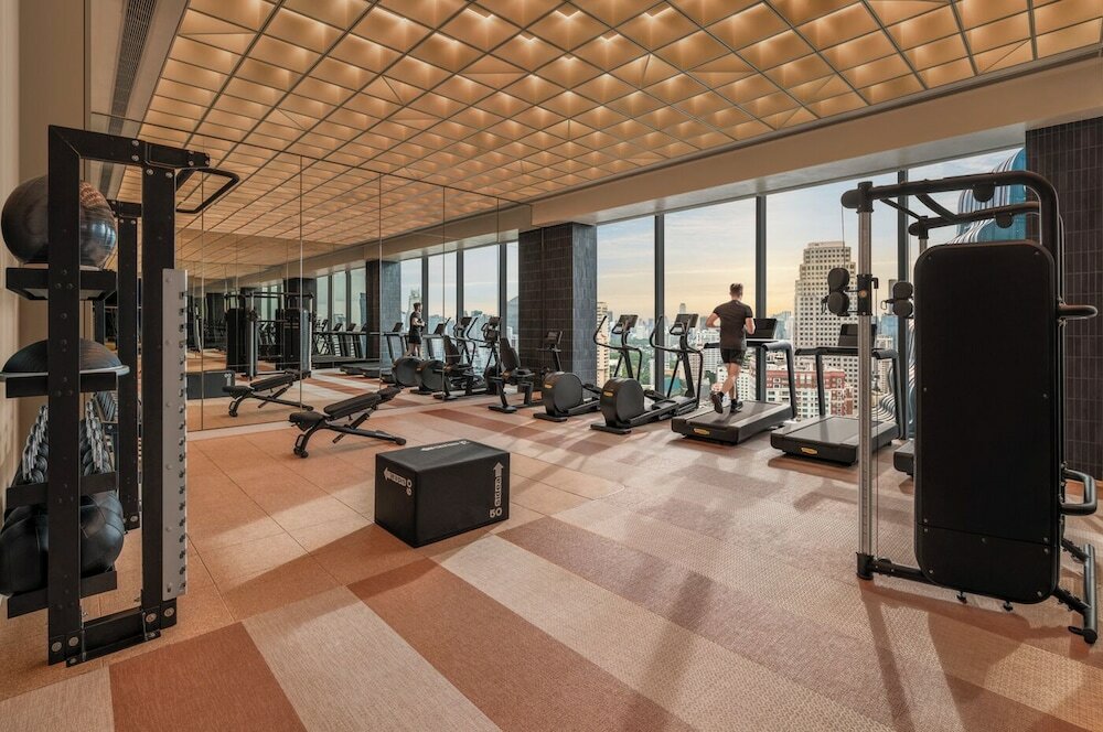 Фото Kromo Bangkok Curio Collection by Hilton
