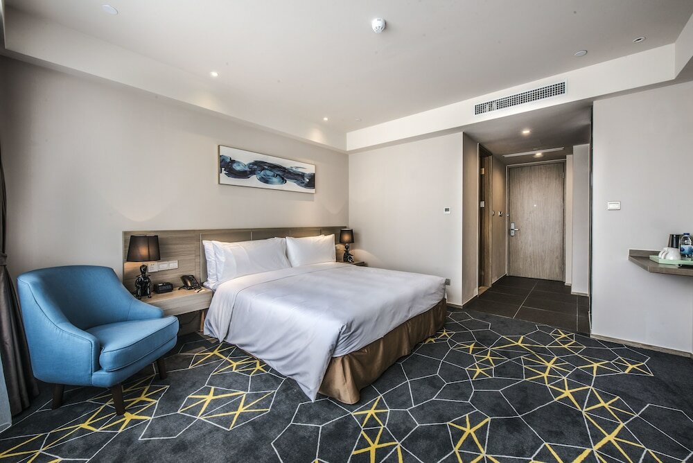 Фото Q-Box Hotel Shanghai Sanjiagang