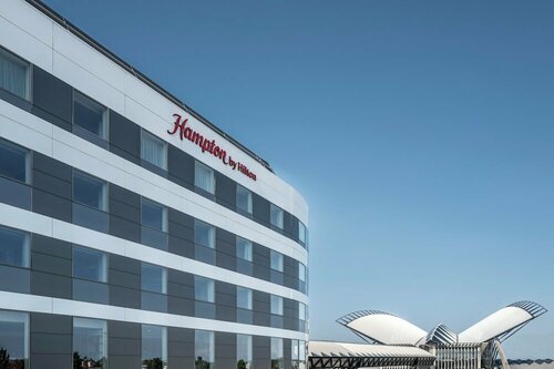 Гостиница Hampton by Hilton Lyon Airport во Франции