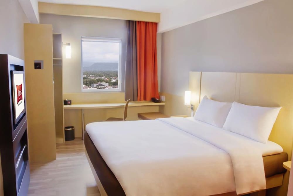 Фото Ibis Padang Hotel