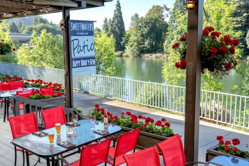 Фото Valley River Inn