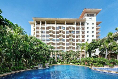 Гостиница Holiday Inn Express Haikou West Coast, an Ihg Hotel в Хайкоу