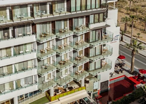 Внешний вид отеля Kriti Beach Hotel в Ретимноне, фото 4