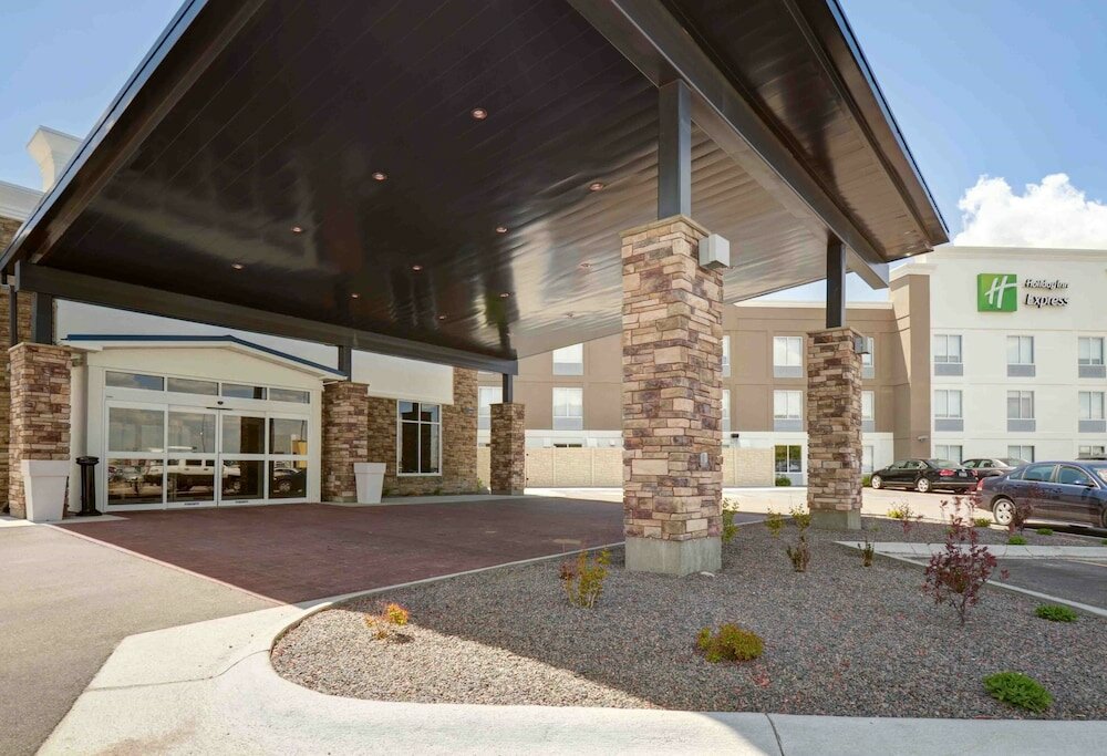 Фото Holiday Inn Express & Suites - North Platte, an Ihg Hotel