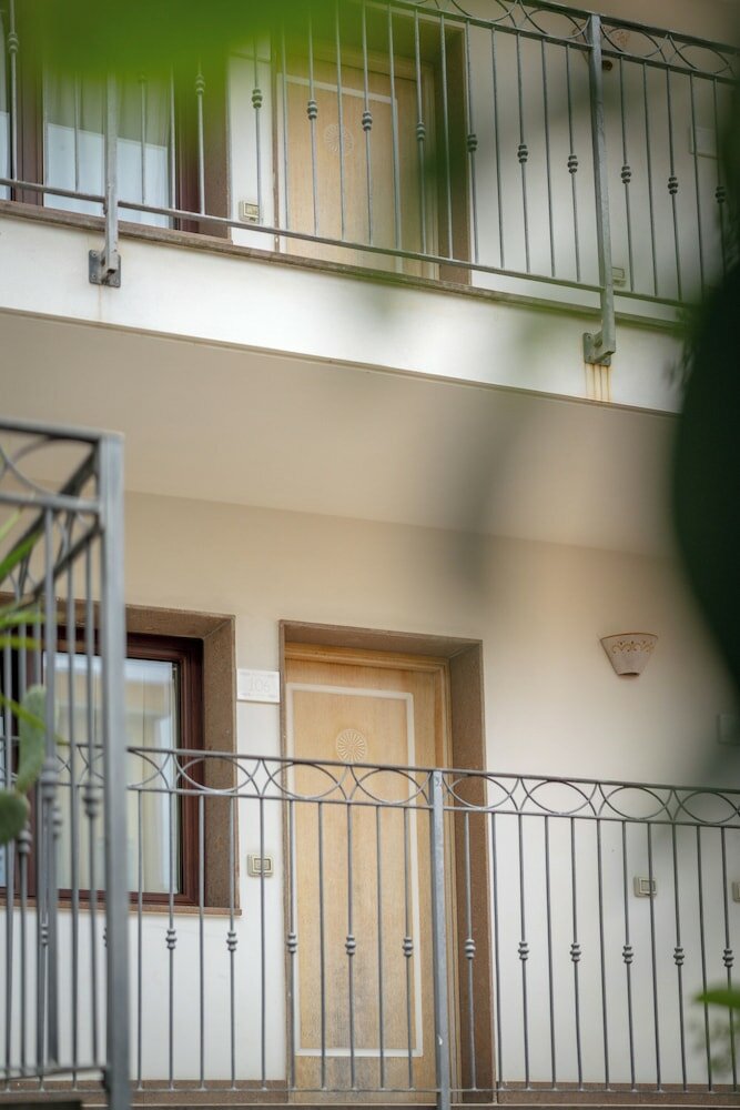 Фото Hotel Domomea
