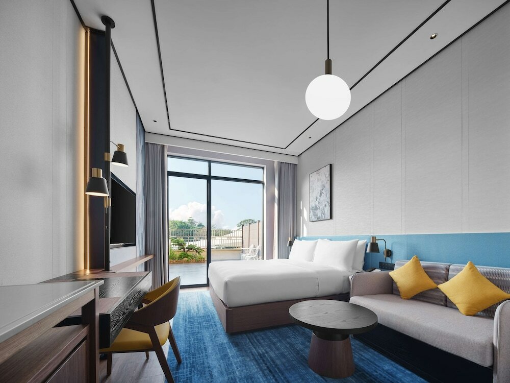 Фото Hilton Garden Inn Huizhou North Railway Station
