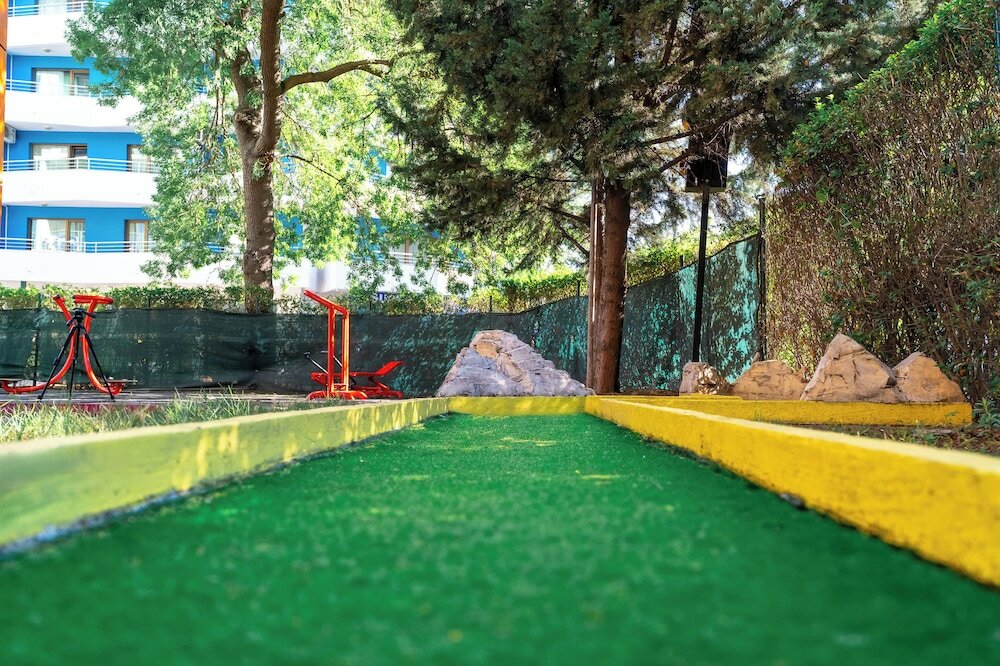 Фото Mpm Kalina Garden Hotel