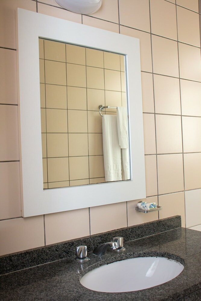 Фото Joaquina Beach Hotel