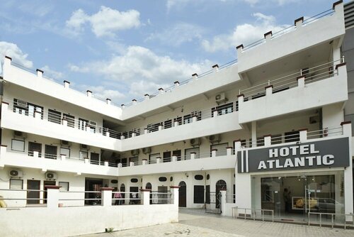 Гостиница Hotel Atlantic в Алваре
