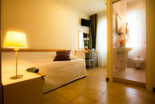 Гостиница Hotel Roma в Тоскане