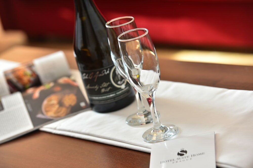 Фото Hotel Suite Home Prague