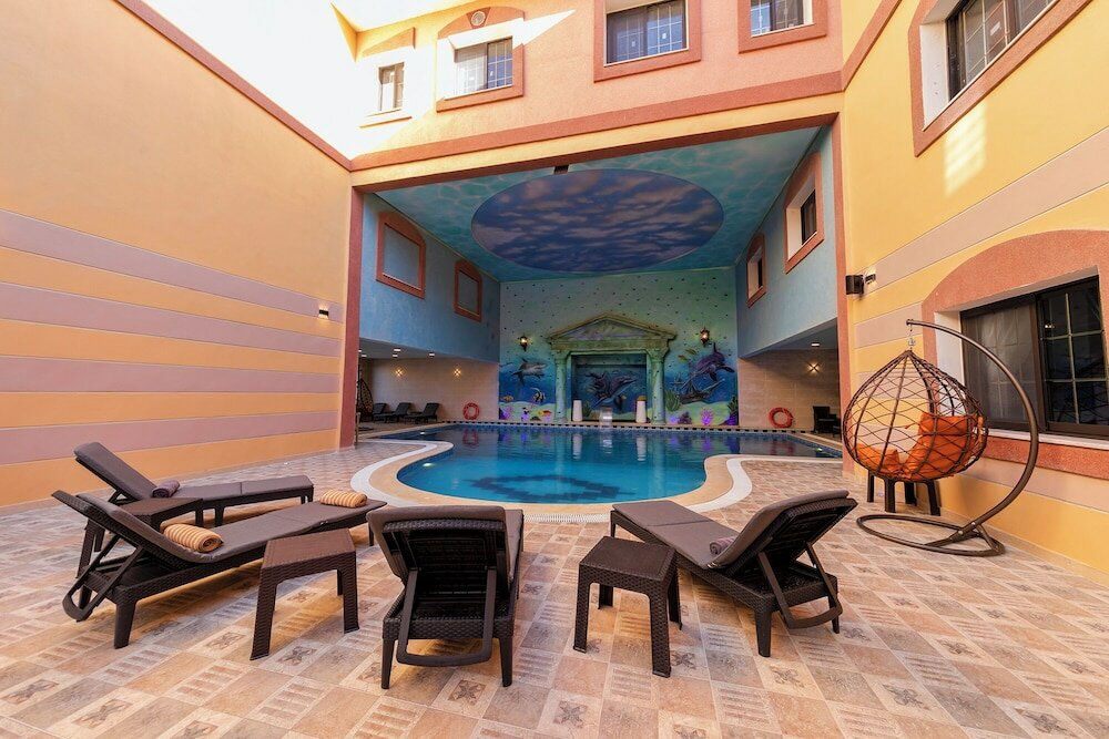 Фото Petra Canyon Hotel