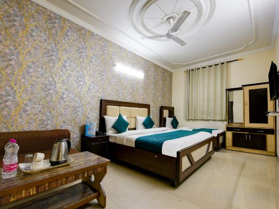 Фото Hotel Mayank Plaza near Igi Airport Terminal 3